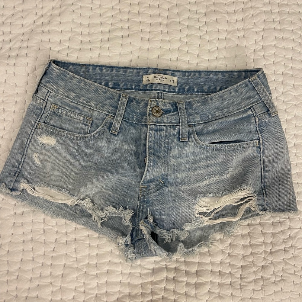Abercrombie & Fitch Light Wash Low Rise Button Fly Cut Off Denim Shorts